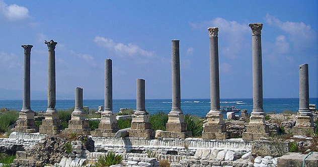 10 Ancient Cities Where People Still Live Listverse