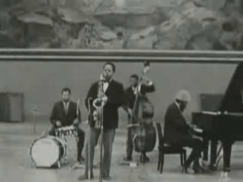 Thelonious Monk Quartet - &#039;Round Midnight