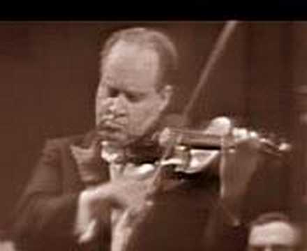 David Oistrakh plays Chausson Poeme (part 1)