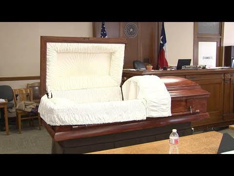 Video: Julie Mott Trial: Casket brought into courtroom for demonstration during missing body trial