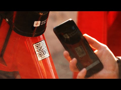 How to spot a fake QR code (and stop getting scammed)