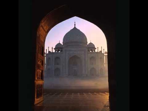Arches and Symmetry, Explore the Taj Mahal, www.taj-mahal.net