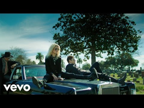 The Kills - Doing It To Death (Official Video)