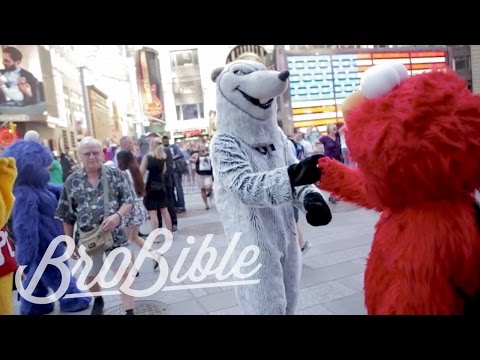 Costume Undercover: Times Square New York City