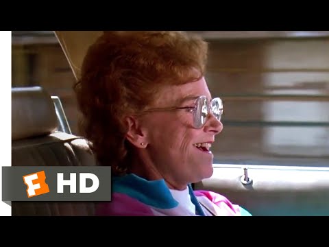 Stop! Or My Mom Will Shoot (1992) - Mom&#039;s High Speed Chase Scene (6/10) | Movieclips