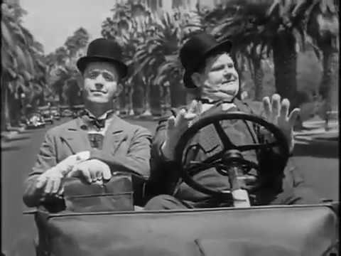Busy Bodies - #Laurel &amp; #Hardy (1933)