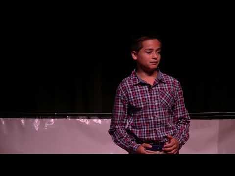 How to Get Rid of Your Technology Addiction | Maxx Viciedo | TEDxSaintAndrewsSchool