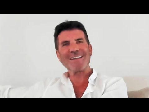 Simon Cowell Reveals Why He Hasn&#039;t Had a Cell Phone for THREE YEARS! (Exclusive)