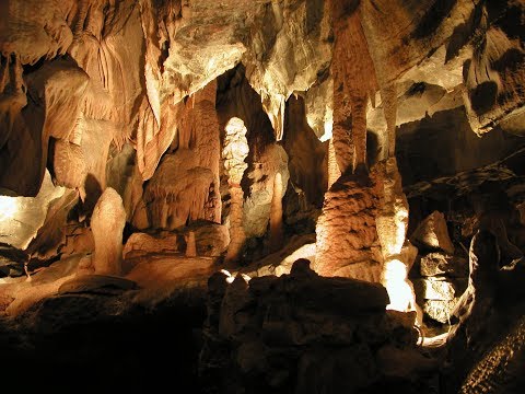 Beautiful treasure trail through Arwah Cave in Cherrapunjee | Meghalaya, India