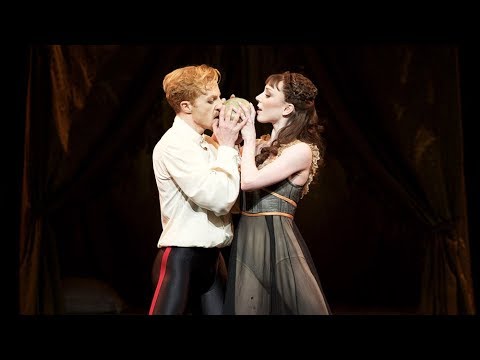 Mayerling – Bedroom pas de deux (Sarah Lamb, Steven McRae; The Royal Ballet)