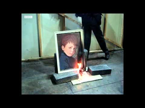 Punt PI tries to burn &#039;cursed&#039; Crying Boy painting (BBC Radio 4)