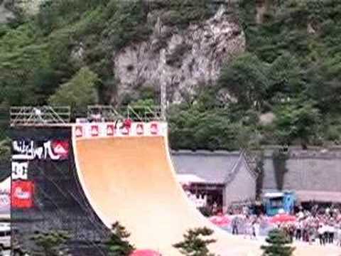 Danny Way jumps the Great Wall