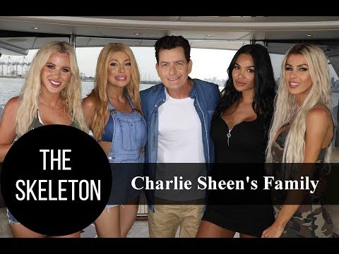Charlie Sheen&#039;s Family: 3 Siblings, 3 Wives and 5 Kids