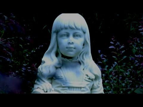 The Haunted Tale of Gracie Watson | Bonaventure Cemetery