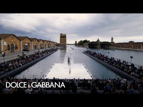 Venezia 2021: Dolce&amp;Gabbana Alta Sartoria Fashion Show in Arsenale