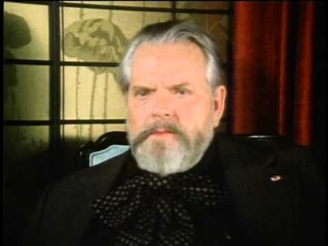 Orson Welles regrets not leaving filmmaking earlier