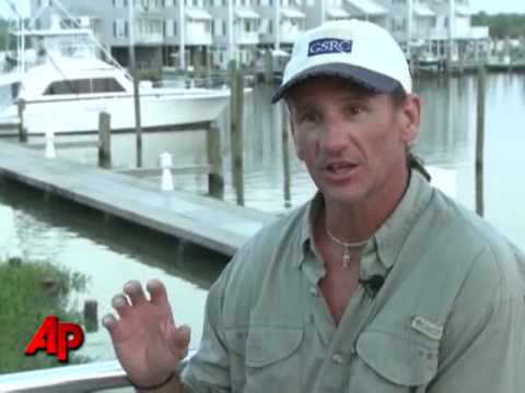 AP Exclusive: Scuba Diving in the Gulf Oil Spill