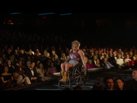 The Cast Of Oklahoma! Performs &quot;I Cain&#039;t Say No/ Oklahoma&quot; At The 2019 Tony Awards