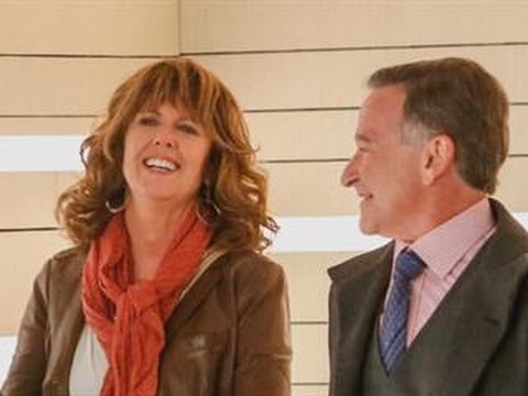 ET Now: Robin Williams and Pam Dawber Reunite as &#039;Mork &amp; Mindy&#039;
