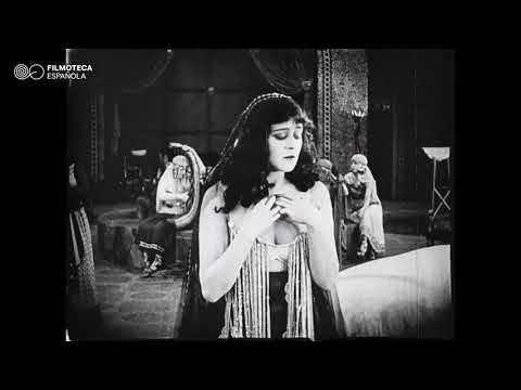 Salome (Theda Bara, 1918) vs Felt &quot;Red Indians&quot; (1983)