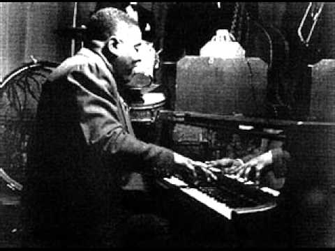 Art Tatum plays I Got Rhythm (solo,1940)