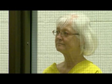 LAX stowaway Marilyn Hartman arrested at Phoenix airport