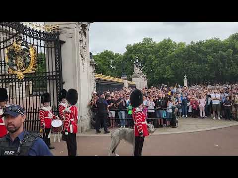changing the guard Buckingham palace London England