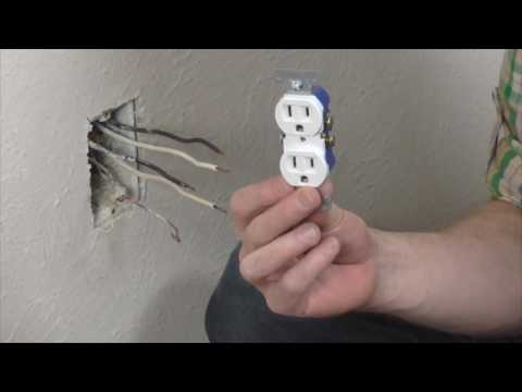 How to replace an electrical outlet