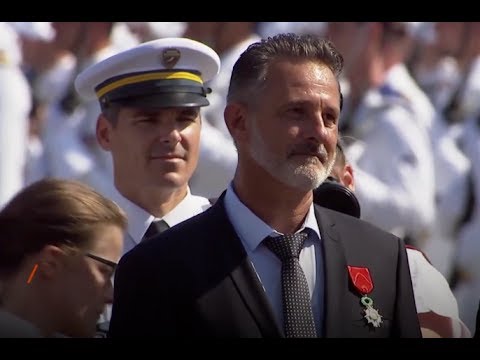 Nice: Le héros au scooter reçoit la légion d’honneur