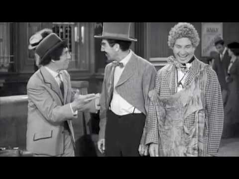 Marx Brothers - Train station sketch (HQ)