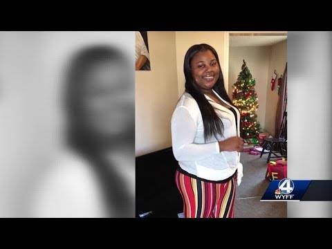 Teen girl shot and killed while driving