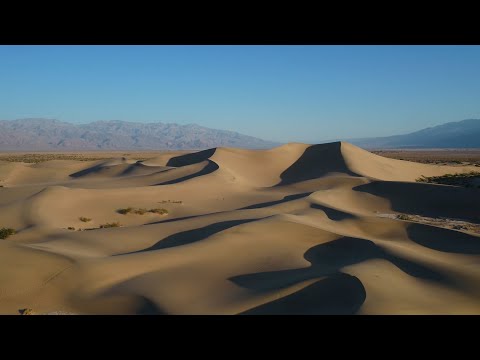 Scientists Find Sand Dunes &#039;Communicate&#039; With Each as they Migrate