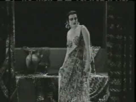 Theda Bara &quot;Cleopatra&quot; (1917) surviving footage.flv