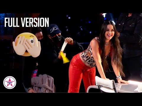 Katy Perry Pants Split on American Idol - WARDROBE MALFUNCTION!