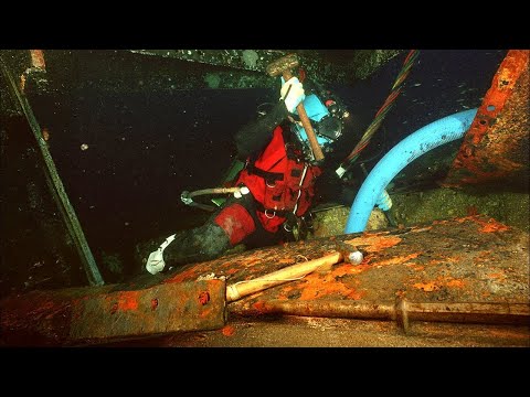 Anchor Chain CUT Their Lifeline!