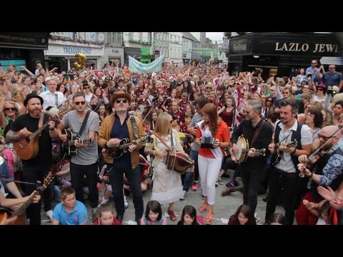 Galway Girl - Sharon Shannon, Mundy &amp; Galway City
