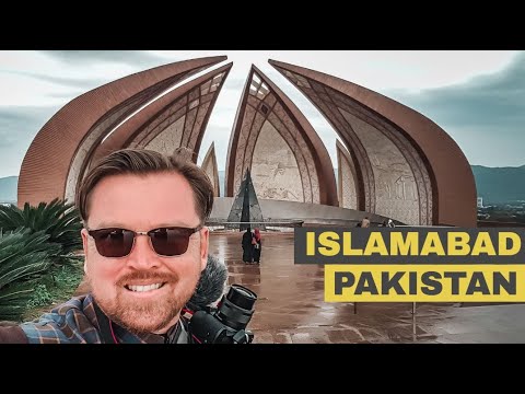 Caught up in an Islamic hardliner protest whilst exploring Islamabad 🇵🇰