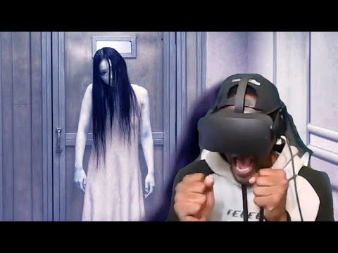 SCARY HAUNTED Virtual Reality - Hilariously FUNNY REACTIONS 🤣🤣🤣