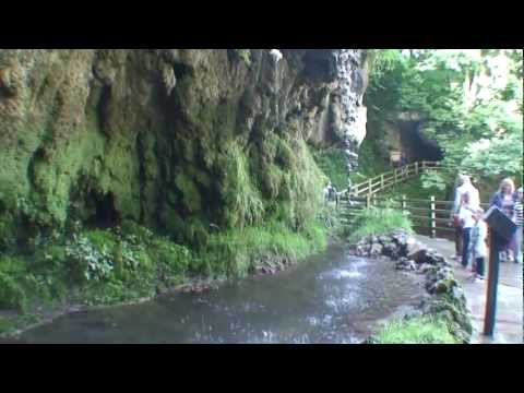 MOTHER SHIPTON&#039;S CAVE AT KNARESBOROUGH