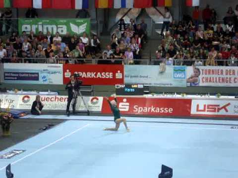 86-year old Johanna Quaas demonstration on FX - &quot;Turnier Der Meister&quot; Cottbus 2012