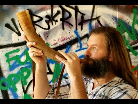 How to Blow a Traditional Viking War Horn