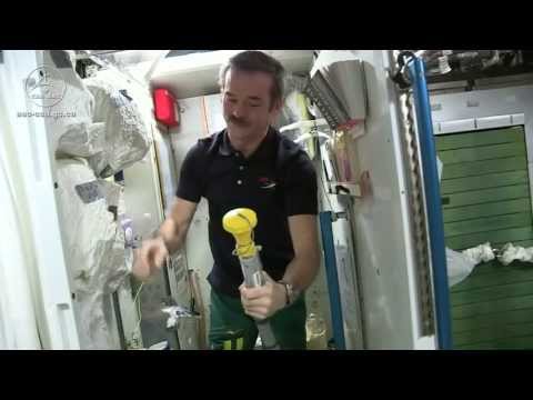 Top 10 Worst Things About Being an Astronaut - 12