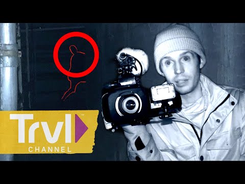 Shadow Figure Photographed in Sheboygan Asylum Tunnels | Destination Fear | Travel Channel