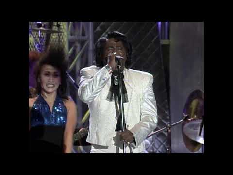 James Brown performs &quot;I Got You (I Feel Good)&quot; at the Concert for the Rock &amp; Roll Hall of Fame