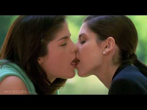 Top 10 Bizarre Screen Kisses - 86