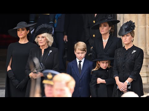 Queen Elizabeth II Funeral: The Royal Family Arrives