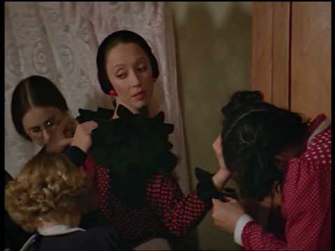 &quot;He&#039;s Large&quot; Shelley Duvall as Olive Oyl in Popeye