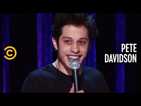 Top 10 Comedians With Depressing Histories - 60