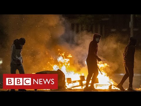 Worst violence in Belfast for years as British and Irish leaders call for calm - BBC News