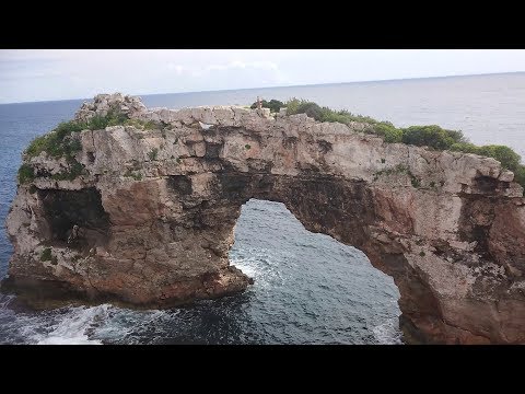 MALLORCA CLIFF DIVING Episode 1 : Jump the sea arch ES PONTAS (22m)